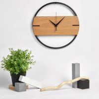 Деревянные часы с металлическим ободом, диаметр 30 см, Time Wheel горизонтальные, натуральный/черн