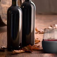 Тумблер для вина WINE KUZIE, черный